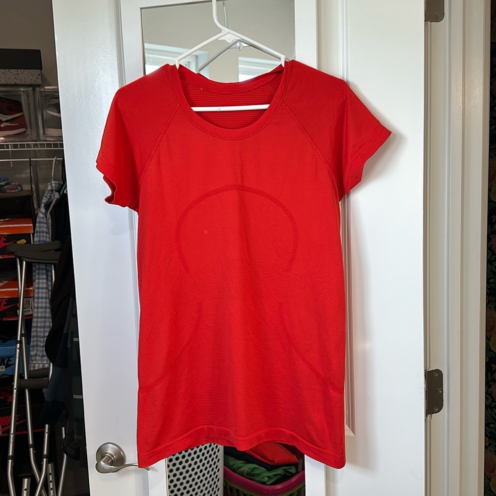 Red Hip Length Short Sleeve Swiftly